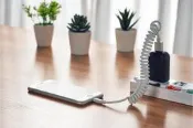 彈性伸縮超便利【特價品】MFi認證 Apple Lightning伸縮充電傳輸線-1米 黑色 白色 IPHONE12