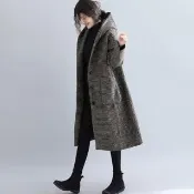 【Amay Style 艾美時尚】中大尺碼女裝 毛呢 外套 韓系千鳥格紋連帽休閒針織毛呢大衣。M-2XL(2色.現貨+預購)
