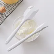 【馬年甄選】日本進口Cakeland 矽膠刮刀 一體式奶油抹刀 軟鏟 刮板 耐熱 烘焙 攪拌刀 烘焙工具 矽膠鏟 蛋糕抹