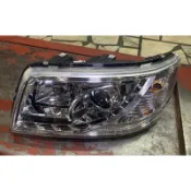 VW T5  3.2汽油車款、魚眼投射LED晝行燈改裝白晶鑽大燈 2009~
