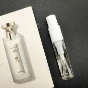 [香水小樣]台灣出貨寶格麗白茶 Bvlgari Eau Parfumee au The Blanc溫潤恬淡純淨淡雅2ML