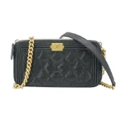 【BreezeOnline 微風精品線上】Chanel Boy 粒紋牛皮金釦雙層拉鍊Woc斜背包(AP2756-黑)