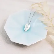 絨葉觀音蓮 / 綠天鵝絨海芋短鍊 - 純銀款