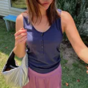 正韓【預購】女生夏天純棉百搭素面半排扣無袖背心上衣 粉 灰 乳白 深藍【08.14】東大門-M17901