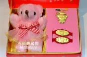 【永恆典藏館】音樂黃金彌月禮盒-小公主三件組 金重0.2錢 送禮大方 彌月金飾/滿月禮盒/純金2分彌月組
