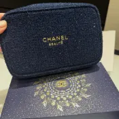 木浪代購🌊有貨🔥送盒子✅香奈兒 Chanel 山茶花 化妝包 手拿包 收納 毛呢 金絲 盥洗包 聖誕節 送禮 彩妝 贈品