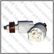 【台灣精準】汽車零件Toyota Avensis Verso 2001-2003 煞車燈開關 84340-49045