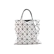 ISSEY MIYAKE 三宅一生 BAOBAO 亮面三角格6x6手提包 (白色)