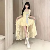 蜜柚星沙 甜美度假風絕美高級感黃色不規則吊帶連衣裙2026夏上新 不規則連身裙 不對稱洋裝 連身裙 長短擺洋裝 
