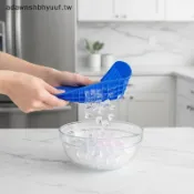 Adawnshbhyuuf 可重複使用矽膠迷你冰塊模具 160 小網格可堆疊冰盤,適用於家庭酒吧尾纖冷飲製作禮品 TW