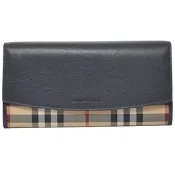 BURBERRY 巴寶莉  經典格紋戰馬LOGO圖騰牛皮字母壓紋釦式長夾(黑色/紅內裏)