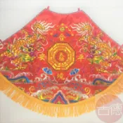 【古德】乩童龍虎裙(龍裙+肚兜 紅色) / 肚兜 / 乩身肚兜 / 雙龍八卦 / 乩童 降駕 / 神明衣