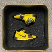 1/6 飛龍 LoongToys 歐文3 Kyrie 3 李小龍 黃色 籃球鞋 鞋模 凱裏 歐文 NBA Kyrie