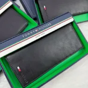 (店+)【TOMMY HILFIGER】TOMMY HILFIGER長夾  湯米 無零錢袋 平輸品 黑色 防盜RFID 皮夾 品牌皮夾長夾 皮夾 防盜@3312