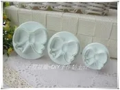 ☆荳荳龍~DIY手作黏土☆ 蝴蝶結彈簧壓模/蝴蝶結餅乾模/翻糖壓模(B款）