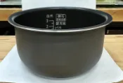 國際牌 Panasonic 電子鍋專用內鍋(鑽石微粒塗層)(代用款)(適用：SR-CM051)
