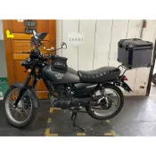 (店+)((新北新莊箱架屋)) SYM 野狼傳奇 貨架 箱架 漢堡架 後架 + 途者 鋁箱 43 黑色 附不鏽鋼白鐵快拆底板 後箱 置物箱 漢堡箱 組合賣場