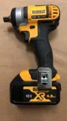 ''微利良品''全新 DEWALT 得偉 DCF880 18V XR四分頭衝擊板手 鋰電衝擊扳手