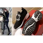 🇰🇷正韓代購🇰🇷 rv款 💎水鑽 素面 休閒鞋👟無敵舒適 軟底 ⭕️ 淚之女王黑色部分現貨