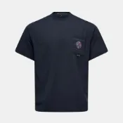 【UNDER ARMOUR】UA 男 APAC Urban OD SUP 短袖T-Shirt_6014245-001