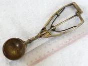早期銅製叭噗挖冰器.挖冰杓.挖冰勺(19)~14號~有瑕疵~口徑約4.4CM~彰化~懷舊.擺飾.掛飾