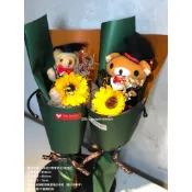 亞筑【台灣現貨基隆出貨】向日葵香皂花+乾燥花+5吋畢業款玩偶  畢業熊/畢業兔兔/畢業拉熊 畢業花束/升官花束