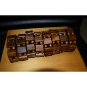 正宗一級品(越南)圓珠肖楠25*20mm木手排、重油~金絲紋路 (非檜木聚寶盆、檜木盒、龍柏、牛樟、崖柏)
