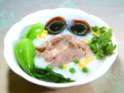 【好味香調理包】廣式皮蛋瘦肉粥1袋/ 1包450g*5包裝/ 平均1包46元/ 內含白飯(此是濃縮包，需加水150CC)