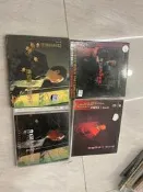 標題：費玉清4張CD打包 經典國語老歌 正版老碟正文：費玉清四張正版CD整套打包，小哥經典懷舊國語金曲，一剪梅、南屏
