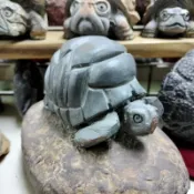 中古陳H1石雕龜迷你龜可愛龜石龜納福長壽吉祥鎮宅平安招財龜裝置藝術工藝擺件咖啡民宿收藏觀賞擺飾影視拍攝道具3800讓藏