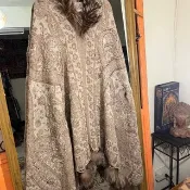 喜迎瑤 尼泊爾 克什米爾 水煮羊毛 手工 刺繡 狐狸毛領 披肩 圍巾