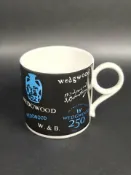 古瓷堂日本回流瓷器 英國韋奇伍德Wedgwood瑋致活250週年限定款馬克杯 中古骨瓷杯 英產典藏 無磕碰全品相 英倫風下午茶杯 收藏級骨瓷杯