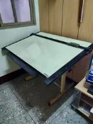 二手製圖桌＋贈磁條。