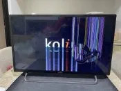 故障歌林32吋螢幕液晶電視 KLT-32EV01 液晶面板破 整個拆賣