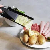 台灣現貨Be 便攜式奶酪 Raclette Pan 烤箱烤盤旋轉烤盤爐具套裝帶鏟子不粘家用廚房酒吧