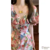 🌸新品免運🌸2026夏季新款碎花連衣裙 氣質名媛風顯瘦魚尾裙 小衆設計感超仙洋裝收腰顯瘦長裙 約會長裙渡假風長裙