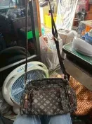 【吉兒二手商店】Russet 日本品牌 日本 LV 輕量 防潑水 小包 側背包 側肩包