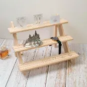 【撥撥的架子】三層 階梯式展示架 水晶展示台 文創市集 耳環收納 飾品陳列架 盆栽架 花架(實木階梯展示架)