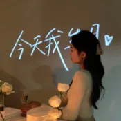BERRY台灣現貨每天出✨生日快樂小投影燈組 韓國ins風  小投影機小紅書同款 網美拍照投影燈 兒童網紅生日創意告白