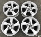 二手/中古鋁圈 HYUNDAI 現代 ELANTRA 15吋 5孔114.3 原廠 銀 I30 馬3 CAMRY K12