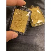 阿贊濕 蜈蚣牌 招正偏財  投資 四方財 閃官司 阿贊濕 蜈蚣吐珠 招正偏財 賭運 偏財 抓錢佛牌 泰國佛牌 財運滿滿