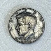 美國1964粘肯尼迪單面小章，材質不明～-38265