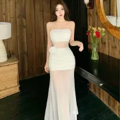 【微風女裝🔥】法式超仙度假風連衣裙 性感透視網紗長裙 花朵抹胸洋裝 白色連衣裙 設計感修身氣質洋裝 黑色魚尾裙