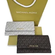【Michael Kors】MK J金字Logo滿版防刮皮革三折壓扣式多卡長夾禮盒組(多款可選/送禮)