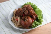 裕毛屋自製【滷豬腳】冷凍調理 加熱即食