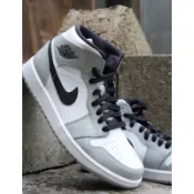 {OGC} NIKE AIR JORDAN 1 MID LIGHT SMOKE GREY 煙灰 554724-092