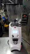 達慶餐飲設備 八里中古 二手倉庫 道具倉庫 二手商品 營業用 義大利進口 EUREKA Zenith-65E 定量磨豆機