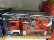 BRUDER 1:16消防車