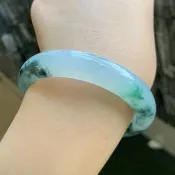 冰種翡翠天然翡翠玉鐲A玉手鐲 玉鈪 • 冰種青苔飄花翡翠福鐲