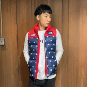 美國百分百【全新真品】The North Face 羽絨背心 TNF 北臉 保暖 男女 國旗星星 紅色深藍 AY16